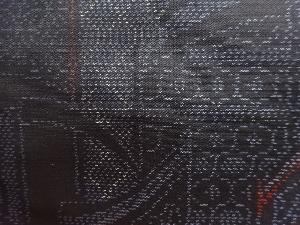 アンティーク　古典柄織出し本場泥大島紬着物